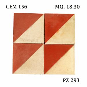 Antica pavimentazione in cementina cm 25x25. Epoca primi '900.